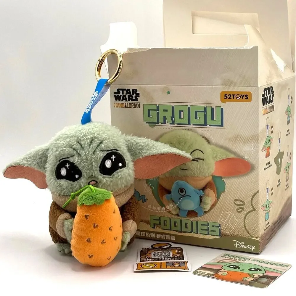 Disney x Star Wars x 52Toys Mandalorian & Grogu Plush Charm, Meloorun Melon New